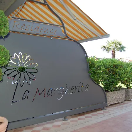 La Margherita 4* לאזיסה